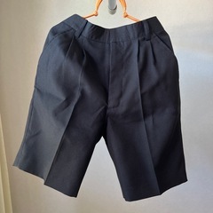 男の子のスーツの画像