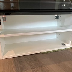 IKEAのガラス戸　吊り戸棚の画像