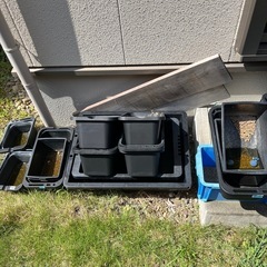 メダカ飼育容器の画像