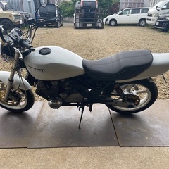 カワサキKAWASAKIゼファー400 ＺＥＰＨＹＲ400 の画像
