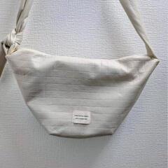 アベイル　バッグの画像