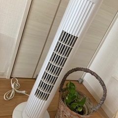 ニトリ　扇風機　縦型　タワー型　の画像
