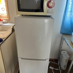 レンジ、洗濯機、冷蔵庫、炊飯器の画像