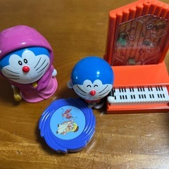 おもちゃまとめて　ハッピーセットの画像