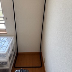 ハンガーラックの画像