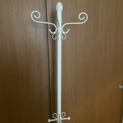 ハンガーラック　ホワイトの画像