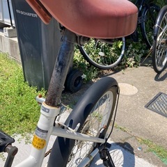 20インチ　折りたたみ自転車　白の画像