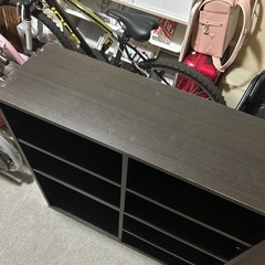 収納棚の画像