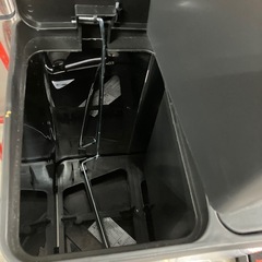 フットペダル付きゴミ箱未使用品 ステンレス 2個口  の画像