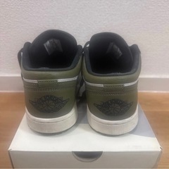 【本日購入者限定】NIKE AIR JORDAN 1 LOW 【エアジョーダン1ロー 】ミディアムオリーブ カーキ　の画像