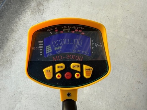 金属探知機