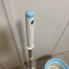 アイリス　回転モップ　新品モップ付きの画像