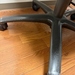 オカムラ　オフィスチェアの画像