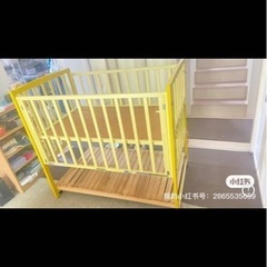 ベビーベッドの画像
