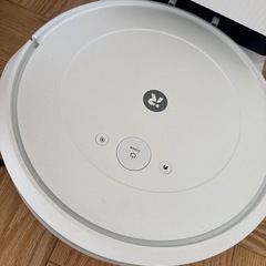 iRobot（アイロボット） Roomba Combo （ルンバ コンボ） 2 Essential ロボット + AutoEmpty 充電ステーション（国内正規品） Y051260　ホワイトの画像