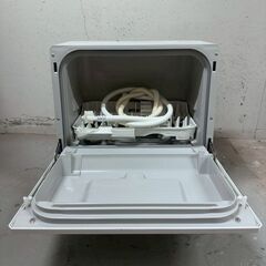 A7715【お買い得商品‼】Panasonic パナソニック 　2019年製 食洗器 食器洗い乾燥機　 NP-TCB4-Wの画像