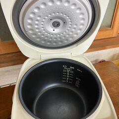 炊飯器 5合炊きTIGERの画像