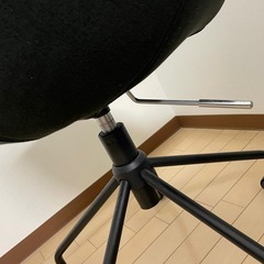 ニトリ 椅子 回転昇降ダイニングチェアの画像