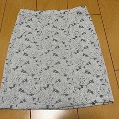 ミニスカートの画像