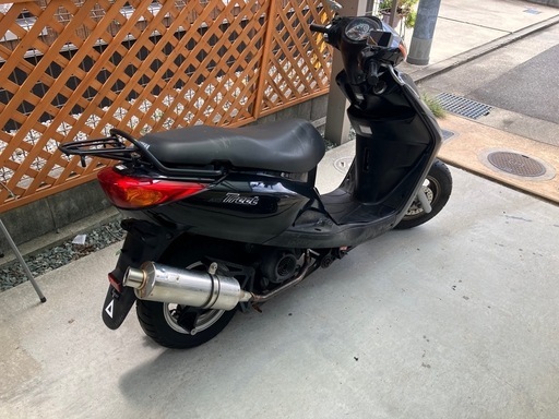 アクシスストリート