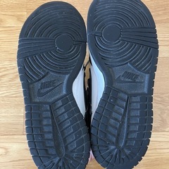 NIKE DUNK low ジュニア　23.5cm の画像