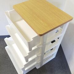 △ A チェスト 衣類収納 4段 高さ 82.5cm 幅 45cm 奥行 40.5cm 天板部分に小さい剥がれあり 現状渡しの画像