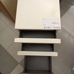 ★リユースのサカイ千葉中央店★期間限定割引有  袖机  H64×D53×W39 クリーニング済み TC4212の画像