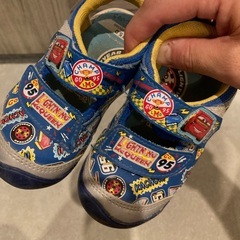 カーズ　サンダルの画像