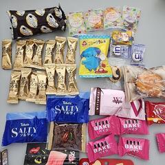 たくさんのお菓子セットの画像