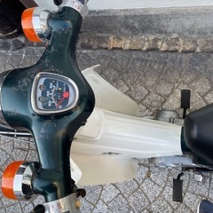 ホンダ・カブ50ccの車体の画像