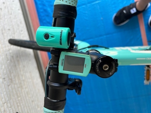 ロードバイク  【Bianchi ニローネ7 sora】　空気入れ、スタンド付き50,000