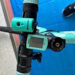 ロードバイク  【Bianchi ニローネ7 sora】　空気入れ、スタンド付き50,000の画像