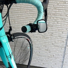 ロードバイク  【Bianchi ニローネ7 sora】　空気入れ、スタンド付き50,000の画像