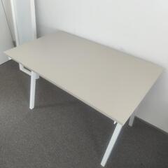IKEA イケア トロッテン TROTTEN デスク 机  D70cm x W120cmの画像