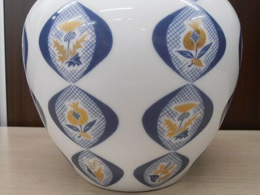 ノリタケ 壷 花器 白磁 金彩 草花柄 高さ18㎝ USED品 花瓶 Noritake 日本製 フラワーベース 苫小牧西店