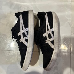 アシックス スニーカー 27.0cmの画像