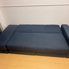 ３人がけソファー（ベッドにもなります）の画像
