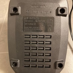 BOSCH 充電器&バッテリーの画像