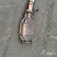 ローレル　加工マフラー触媒付きの画像