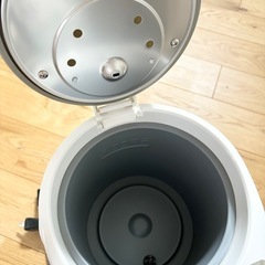 タイガー 魔法瓶 マイコン 電気 ポット 2.2L  ホワイトの画像