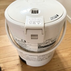 タイガー 魔法瓶 マイコン 電気 ポット 2.2L  ホワイトの画像