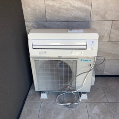 激安‼️ エアコン　 ダイキン　14畳～16畳用エアコン　AN40YCP-W [おもに14畳用 /200V]　2021年　お掃除機能、空気清浄付きの画像