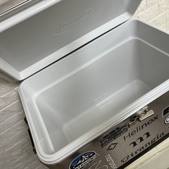 コールマン クーラーボックスColeman（コールマン）スチールベルトクーラー 54QT ステンレス約51Lの画像