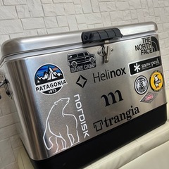 コールマン クーラーボックスColeman（コールマン）スチールベルトクーラー 54QT ステンレス約51Lの画像