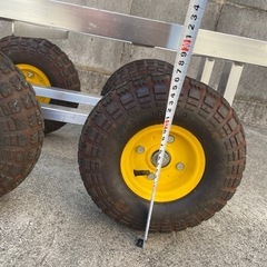アルミ製台車の画像