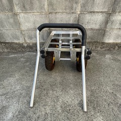 アルミ製台車の画像