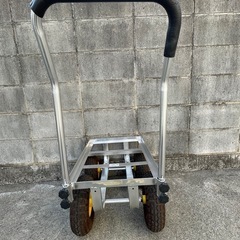 アルミ製台車の画像