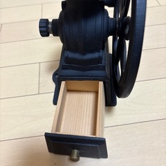 カリタ　手挽き　コーヒーミル 鋳鉄製 木製引き出し付きの画像