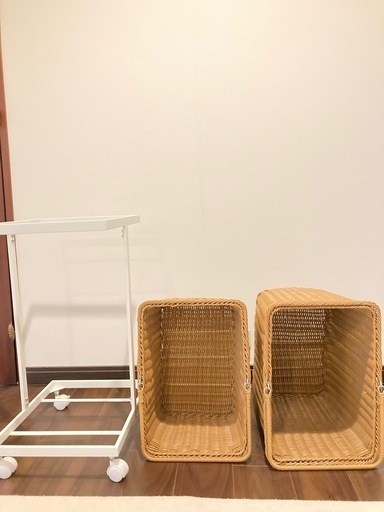 洗えるラタン調バスケットのランドリーワゴン(値下げ交渉可)