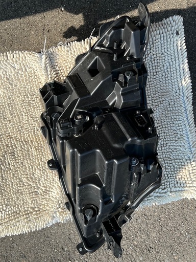 令和4年　ルーミー　LEDヘッドライト　左（助手席側）